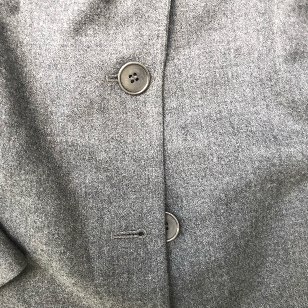 Gray Blazer - Picture 4 of 7
